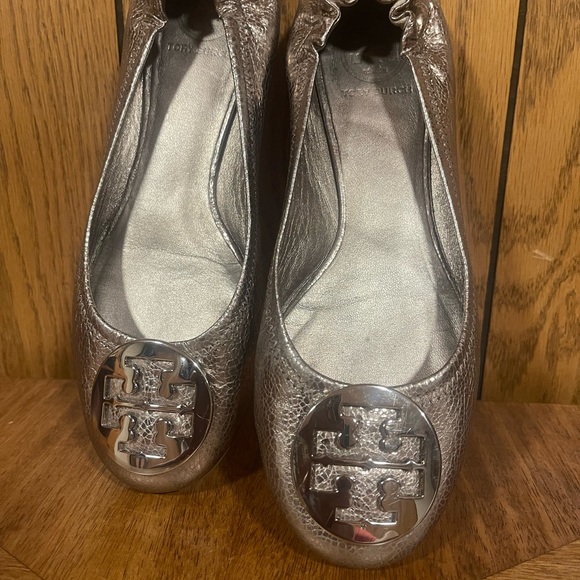 Tory Burch Metallic Ballet Flats - Picture 6 of 16